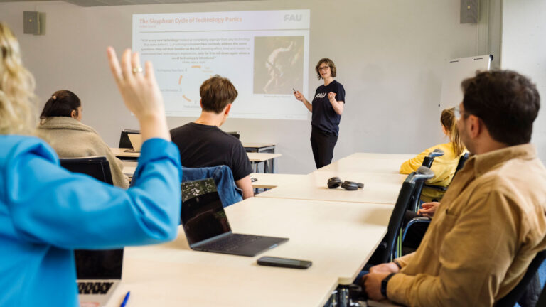 Handlungsfeld Education